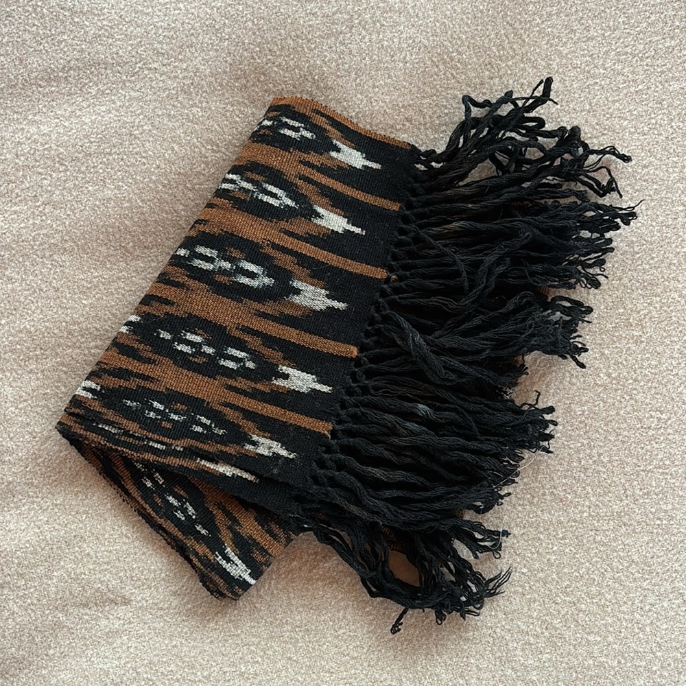 Handwoven Wool Scarf - Picture 5 of 5